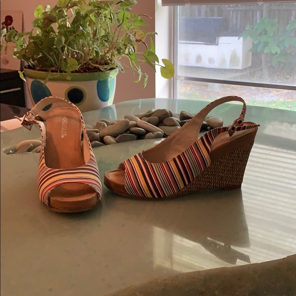 aerosoles wedges plush luxe does size 7M - Picture 4 of 6